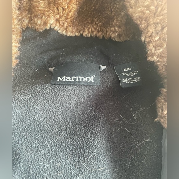 Marmot faux fur lined vest - Picture 2 of 2